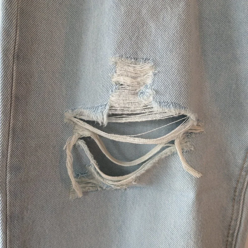 🌸 NWT Old Navy Mid-Rise Slouchy Taper Light Non-Stretch 12P Knee Ripped Jeans - Picture 8 of 12